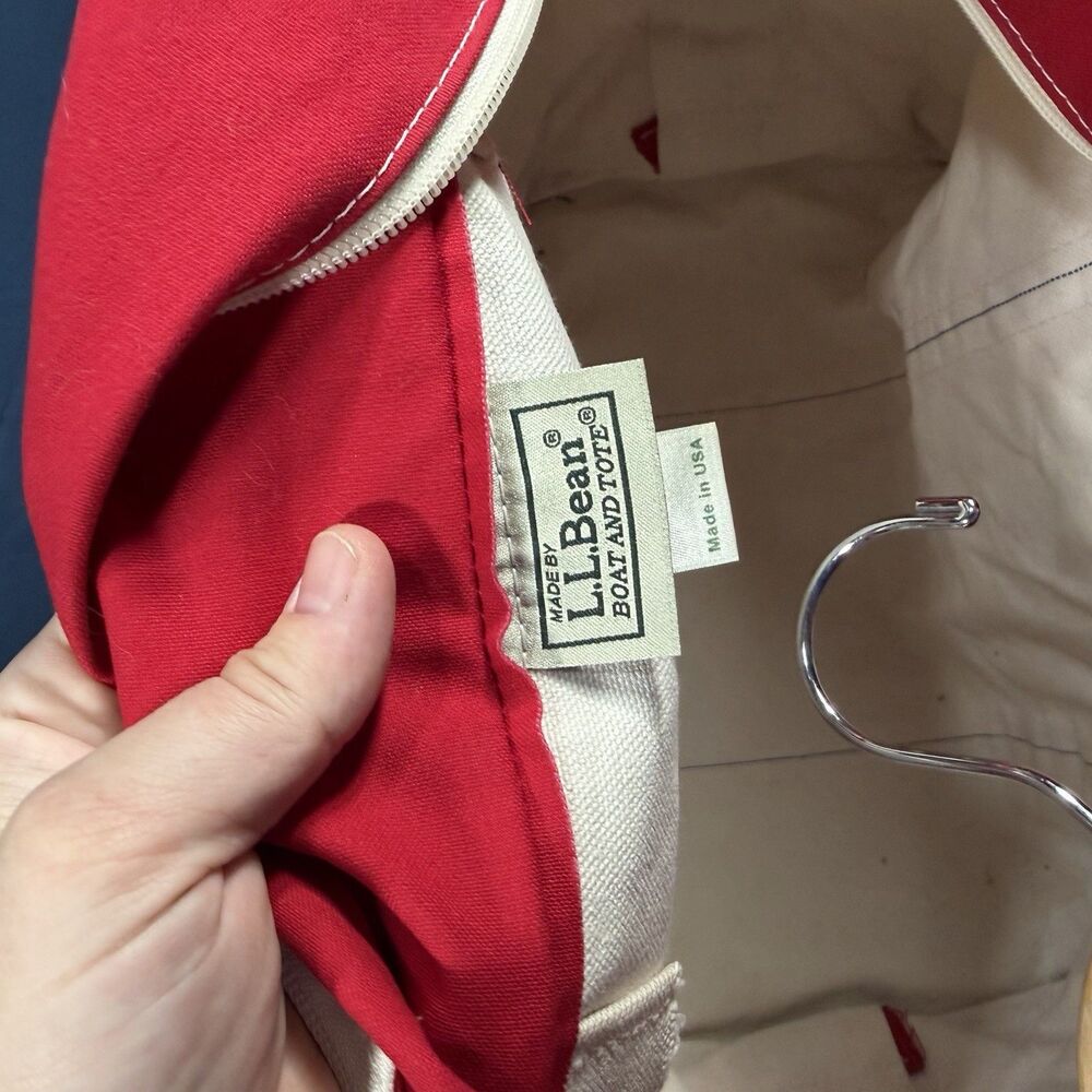LL Bean Boat and Tote Red Trim White Canvas Tote Bag XL Zipper Top USA Made - Picture 10 of 10